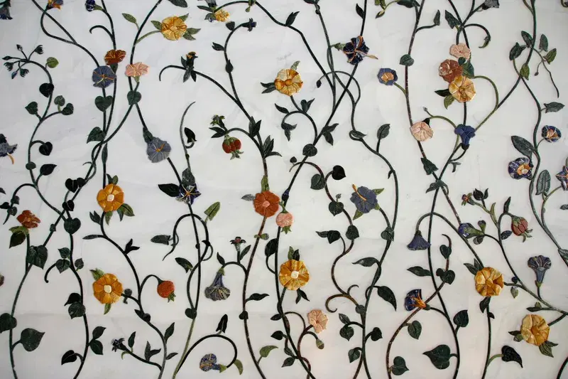 Cover Image for Incorporating Floral Textiles into Your Home Decor