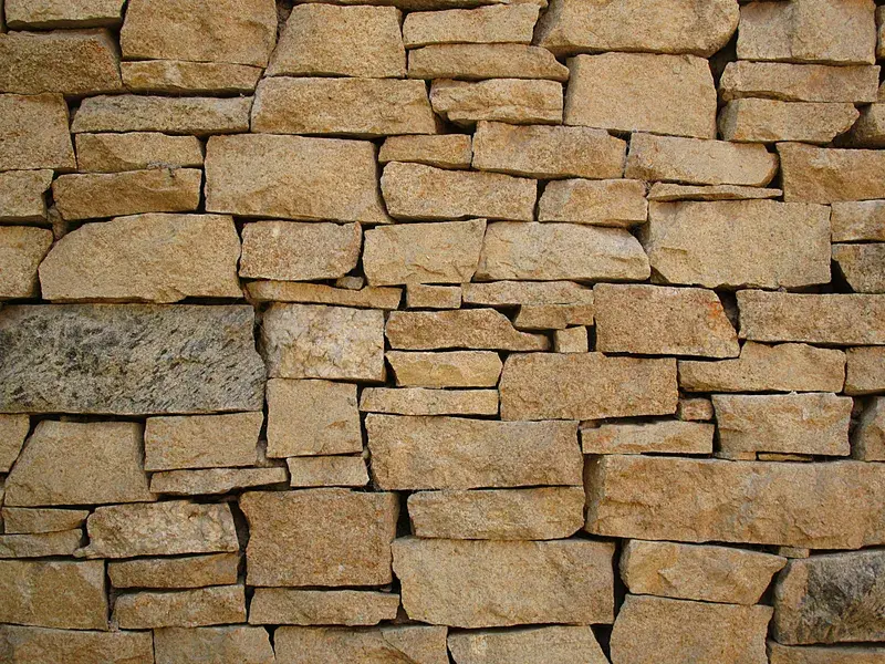 Cover Image for Incorporating Natural Elements: Creative Ways to Use Stone Features in Your Garden